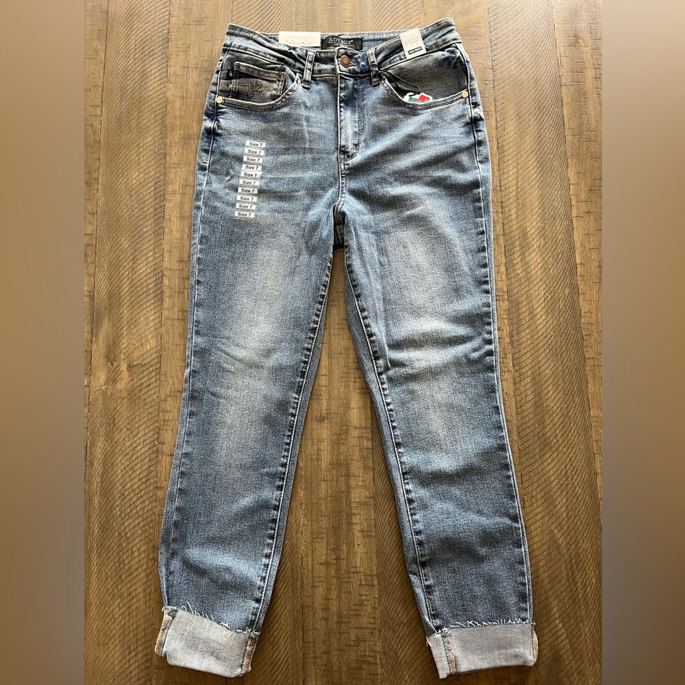 Judy Blue High Waist Relaxed Fit Cleo Jeans Size 7
